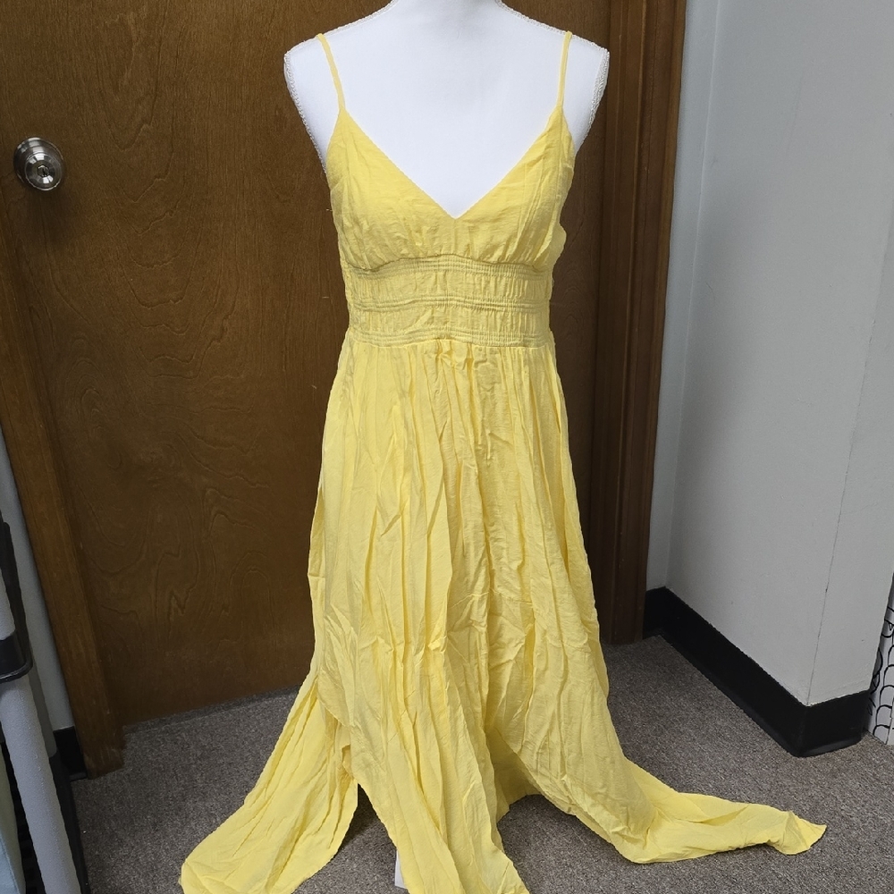 Elegant Yellow Maxi Dress